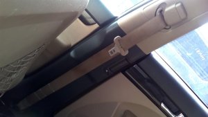2011-2013 Kia Sorento Gray Seat Belt Assembly with Pretensioner - Front, Right (Passenger) (Used OEM)