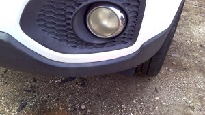 2011-2013 Kia Sorento Headlight Assembly - Left (Driver) (Used OEM)