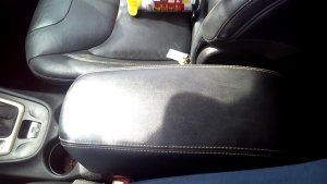 2015-2018 Jeep Cherokee Black Front Floor Console Lid (Used OEM)