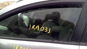 2017-2020 Hyundai Elantra Door Glass - Front, Left (Driver) (Used OEM)