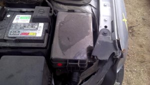 2019-2020 Hyundai Elantra Underhood Engine Fuse Box Assembly (Used OEM)