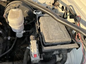 2019 Chevrolet Silverado 1500 Engine Fuse Box (Used OEM)