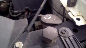  Chevrolet Silverado 2500 Washer Fluid Reservoir Assembly with Pump (Used OEM)