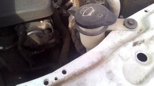 2008-2010 Saturn Vue Washer Fluid Reservoir (Used OEM)