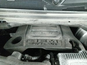 2019-2026 Ram 1500 5.7L HEMI Engine Cover (Used OEM)