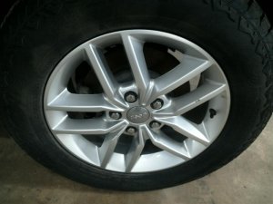 2017-2022 Jeep Grand Cherokee Silver Hyper Sparkle Silver Alloy Wheel (Used OEM)
