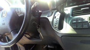 2005-2006 Honda Odyssey Black Tilt Steering Column with Cruise and Radio Controls (Used OEM)