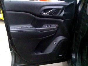 2017-2023 GMC Acadia Black Door Interior Trim Panel with Bose Audio - Front, Left (Driver) (Used OEM)