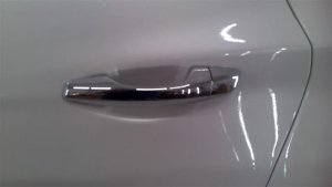 2013-2018 Hyundai Santa Fe Chrome Chrome Exterior Door Handle Assembly - Rear, Left (Driver) (Used OEM)