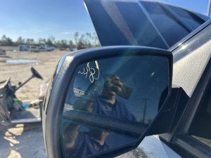  Chevrolet Silverado 3500 Black Side/Door Mirror - Left (Driver) (Used OEM)