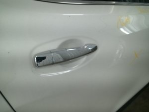 2014-2020 Nissan Rogue Silver Chrome Exterior Door Handle - Rear, Right (Passenger) (Used OEM)