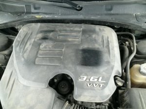 2011-2023 Chrysler 300 3.6L V6 Engine Beauty Cover (Used OEM)