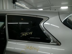 2014-2017 INFINITI QX60 Rear Door Quarter Glass - Left (Driver) (Used OEM)