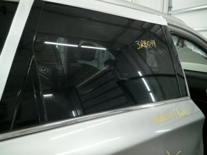 2014-2020 INFINITI QX60 Rear Door Window Glass - Right (Passenger) (Used OEM)
