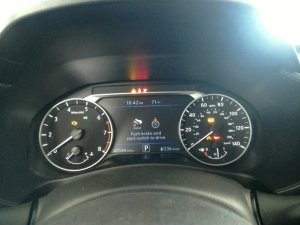 2019-2020 Nissan Altima MPH Speedometer Instrument Cluster (Used OEM)