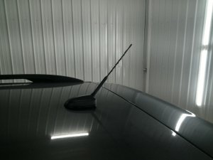 2015-2019 Lincoln MKC Roof Mounted Antenna Base (Used OEM)