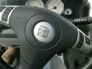 2006-2007 Saturn Vue Black Steering Wheel Air Bag (Used OEM)