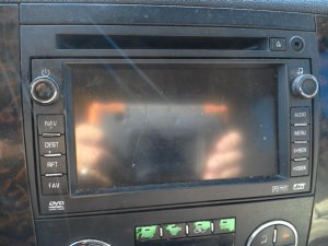 GMC Sierra denali AM FM CD DVD MP3 Navigation Radio (Used OEM)