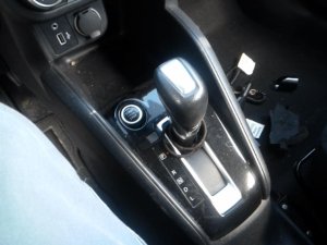 2018-2024 Nissan Kicks Floor Transmission Shift Lever (Used OEM)