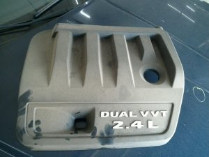2008-2014 Dodge Avenger 2.4L Engine Cover (Used OEM)