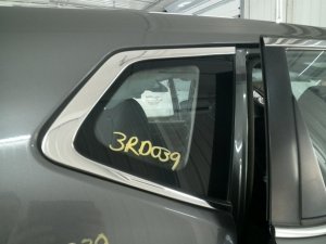 2015-2020 Nissan Rogue Rear Door Quarter Glass - Right (Passenger) (Used OEM)
