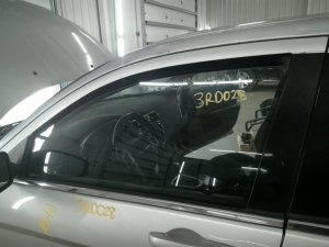2011-2014 Dodge Avenger Door Glass - Front, Left (Driver) (Used OEM)