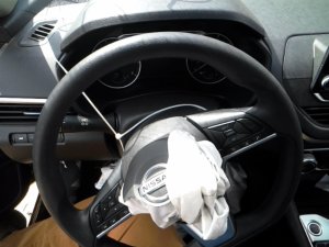 2019-2020 Nissan Altima Black Tilt and Telescoping Steering Column (Used OEM)