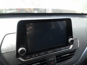 2019-2022 Nissan Altima Radio Receiver with 7-Inch Display (Used OEM)