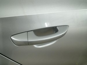 2012-2021 Volkswagen Passat White Exterior Door Handle - Front, Right (Passenger) (Used OEM)