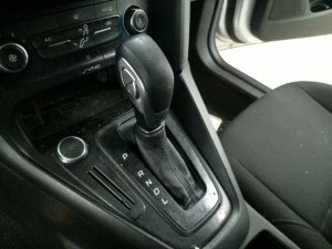 2015-2018 Ford Focus Floor Transmission Shift Lever Assembly (Used OEM)