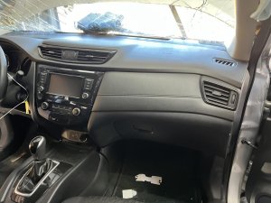 2018-2020 Nissan Rogue Black Dashboard Air Bag - Right (Passenger) (Used OEM)