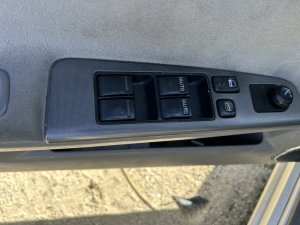 2005-2006 Nissan Altima Master Power Window and Door Lock Switch - Left (Driver) (Used OEM)