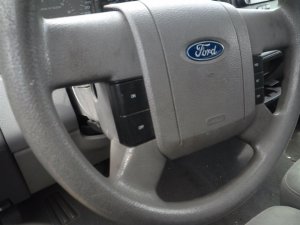 2006-2008 Lincoln Mark LT Steering Wheel Air Bag (Used OEM)