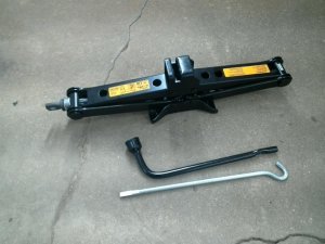 2015-2025 Nissan Murano Scissor Jack (Used OEM)