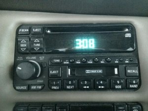 1997-2003 Buick Century Black AM/FM Cassette CD Radio Receiver (Used OEM)
