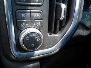 2020-2024 GMC Sierra 2500 HD Headlight Switch (Used OEM)