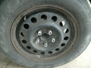 2005 Chevrolet Uplander 16x6.5 Steel Wheel (Used OEM)
