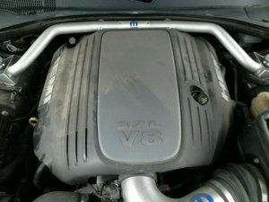 2009-2022 Chrysler 300 5.7L Hemi V8 Engine Cover (Used OEM)