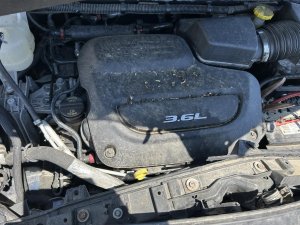 2017-2024 Chrysler Pacifica 3.6L V6 Engine Cover (Used OEM)
