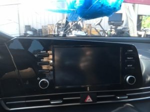 2021-2023 Hyundai Elantra 8-Inch Touchscreen Display and Receiver (Used OEM)