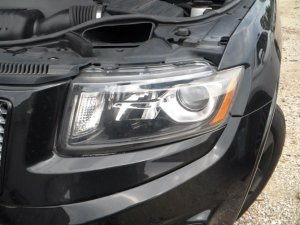 2014-2016 Jeep Grand Cherokee Headlight Assembly - Left (Driver) (Used OEM)