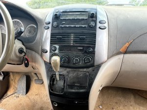 2004-2010 Toyota Sienna Tan Dash Mounted Transmission Shift Assembly (Used OEM)