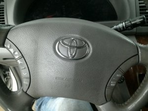 2005-2006 Toyota Camry Gray Steering Wheel Air Bag - Left (Driver) (Used OEM)