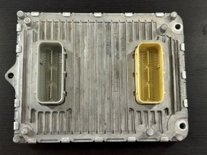 2015 Dodge Challenger Powertrain Control Module (PCM) (Used OEM)