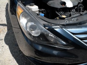 2011-2014 Hyundai Sonata Halogen Headlight Assembly - Right (Passenger) (Used OEM)