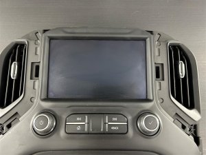 2020-2022 GMC Sierra 2500 HD 8-Inch Infotainment Display Screen (Used OEM)