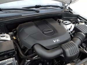 2011-2015 Dodge Durango Upper Engine Cover (Used OEM)