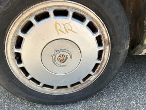 1989-1992 Cadillac Allante 16x7 Alloy Wheel (Used OEM)
