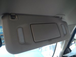 2007-2010 GMC Sierra Gray Illuminated Vanity Mirror Sun Visor - Right (Passenger) (Used OEM)