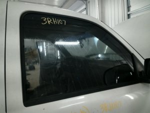 2002-2006 Cadillac Escalade Door Glass - Front, Right (Passenger) (Used OEM)